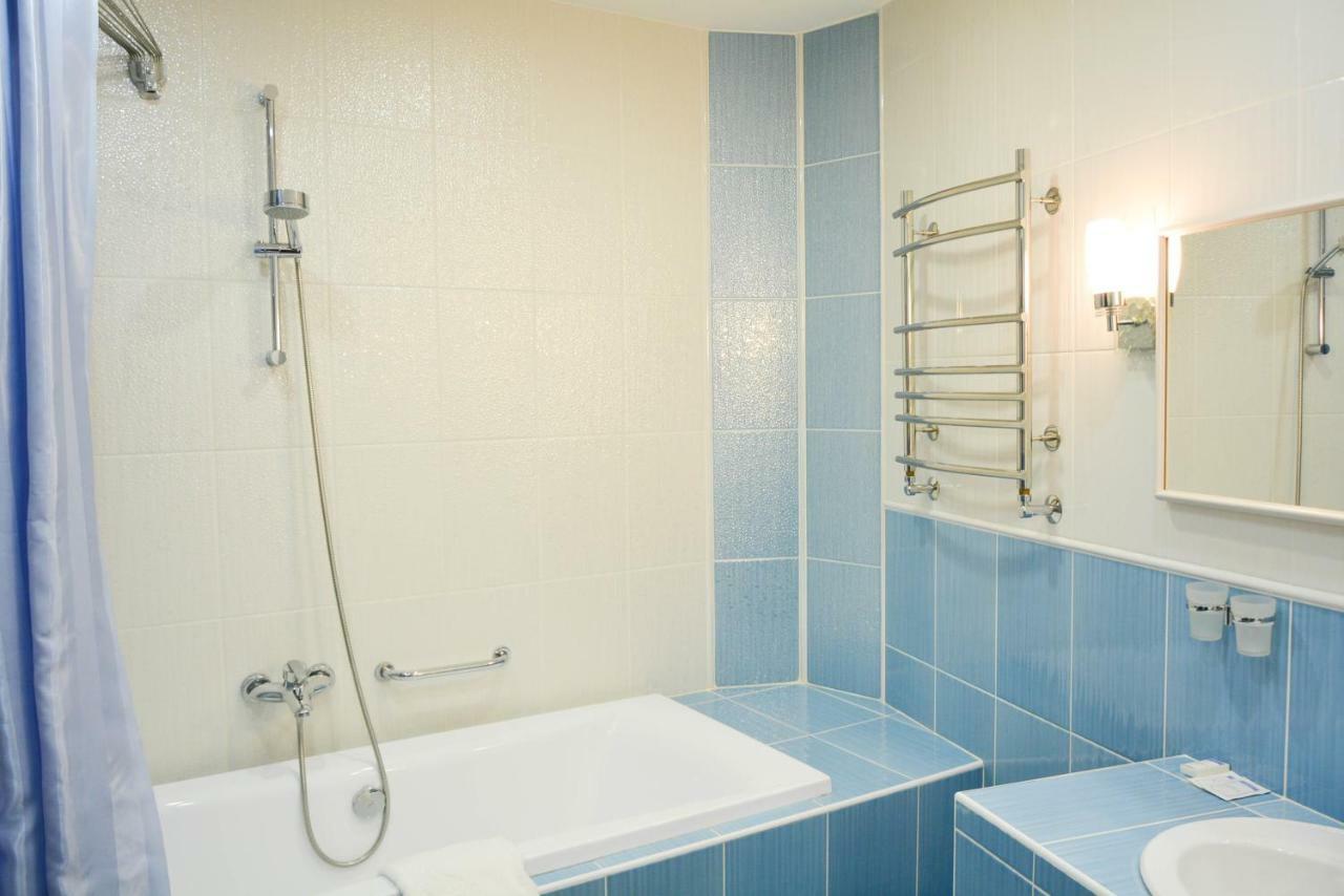 Voyage Hotel Minsk Eksteriør billede
