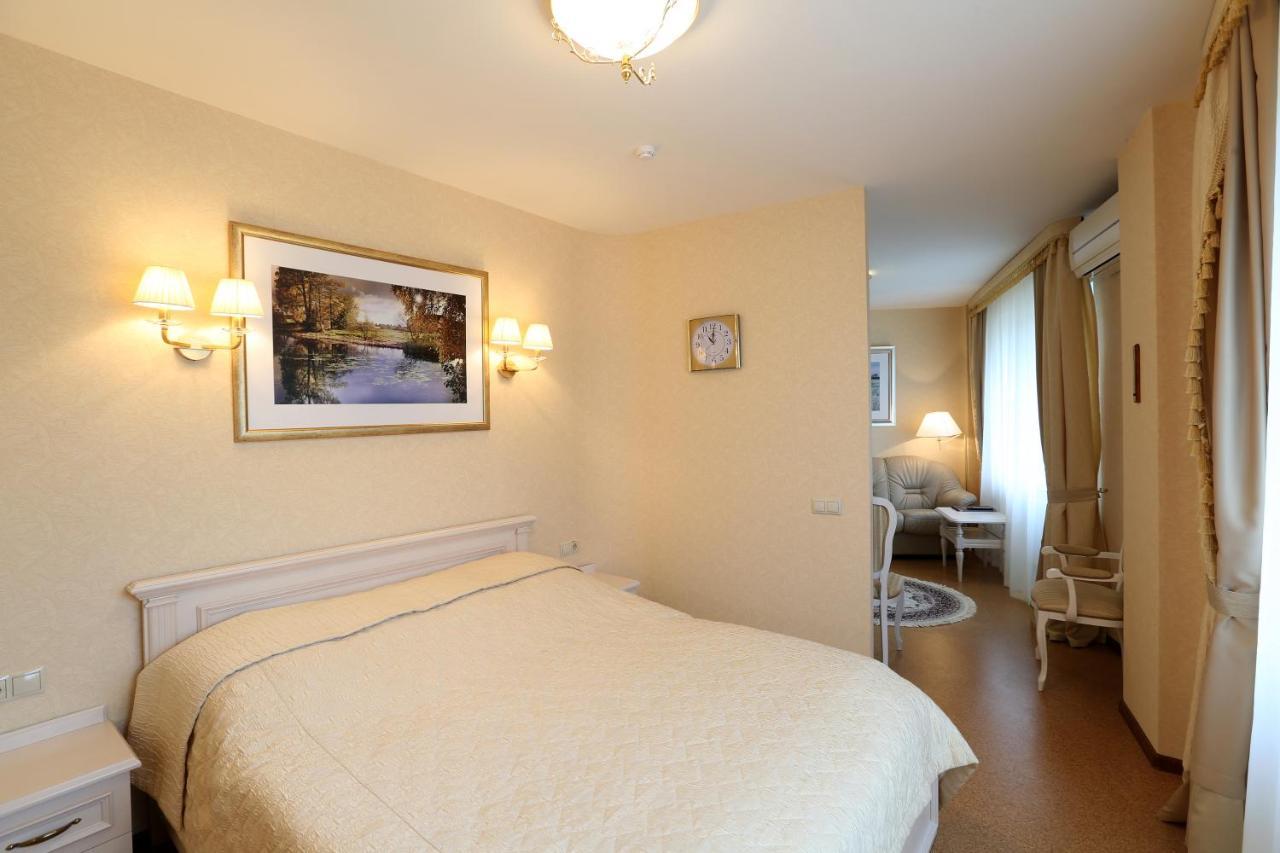 Voyage Hotel Minsk Eksteriør billede